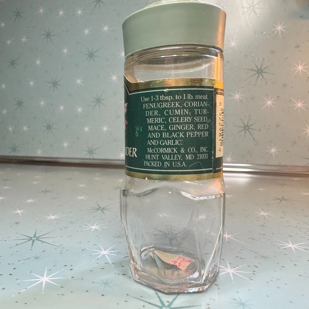 Vintage McCormick Madras Curry Powder Hot Jar Green Label and Lid‎ Glass Bottle